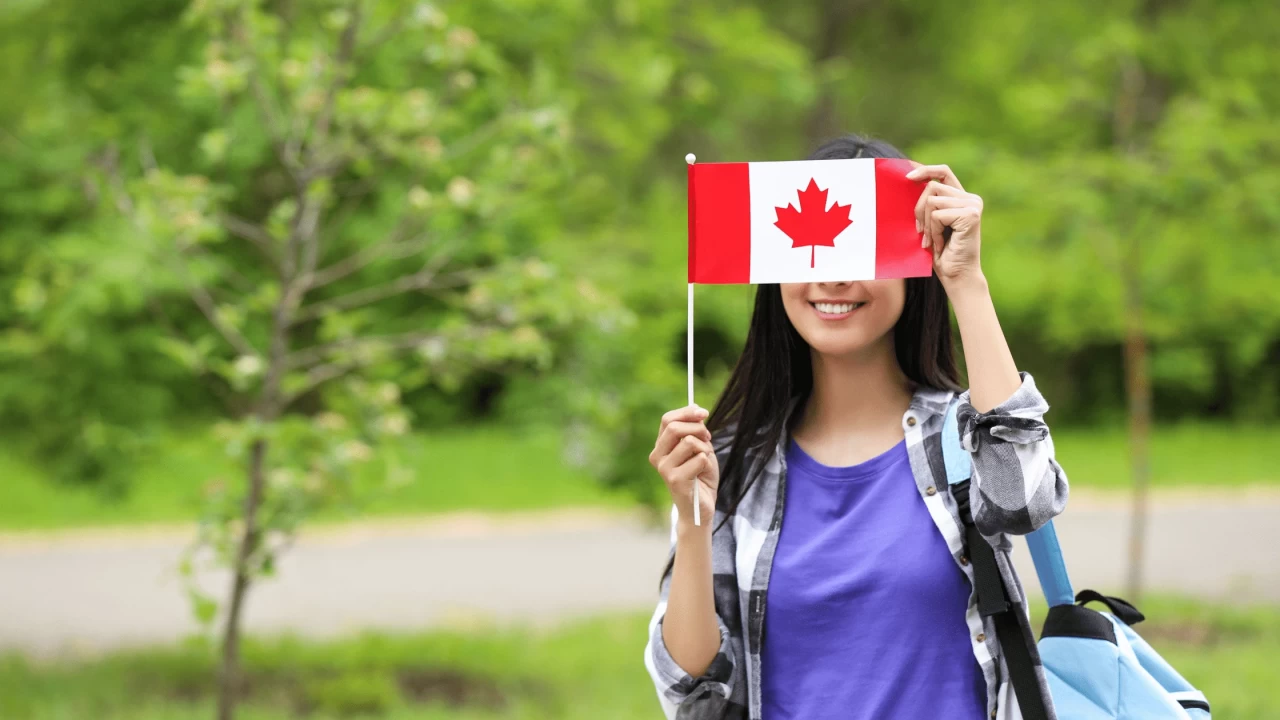 Điều kiện xét duyệt visa du học Canada đối với sinh viên Việt Nam